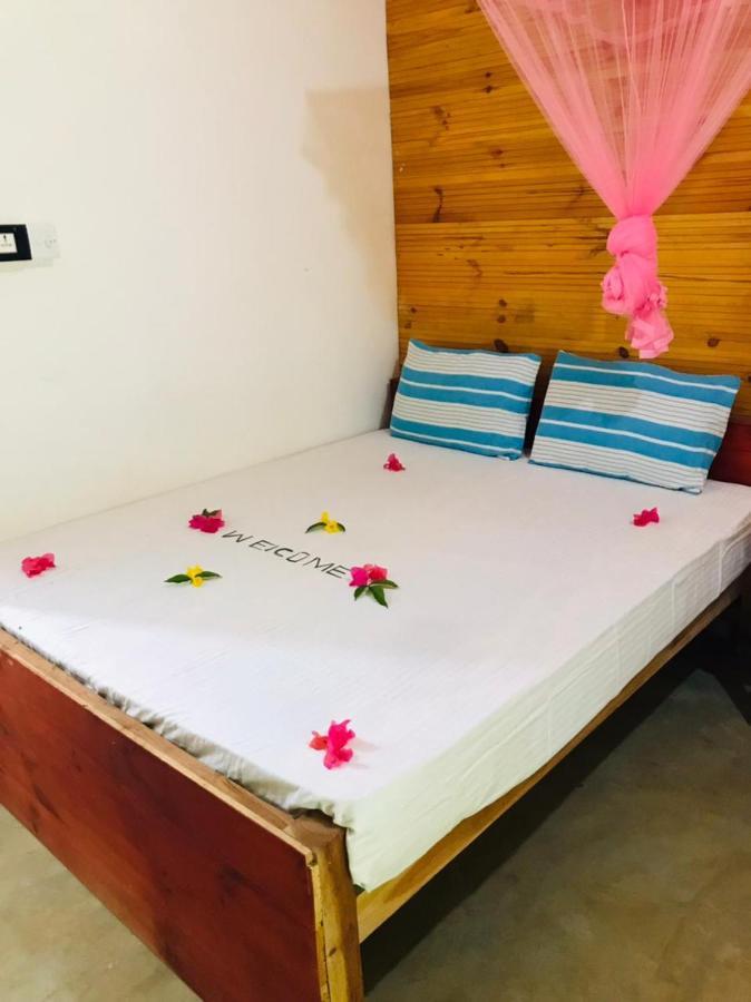 Walkers Hostel Trincomalee Ngoại thất bức ảnh