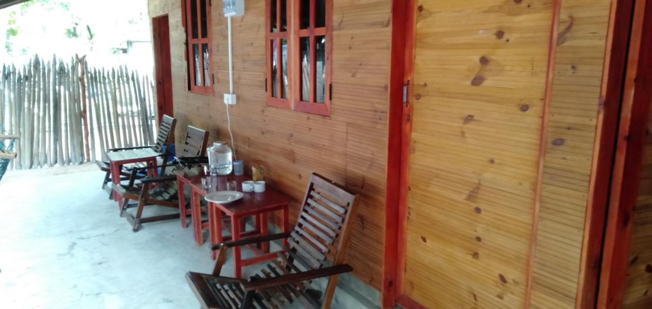 Walkers Hostel Trincomalee Ngoại thất bức ảnh