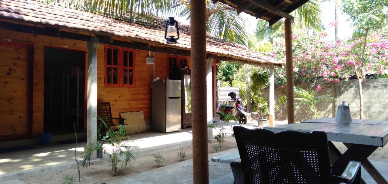 Walkers Hostel Trincomalee Ngoại thất bức ảnh